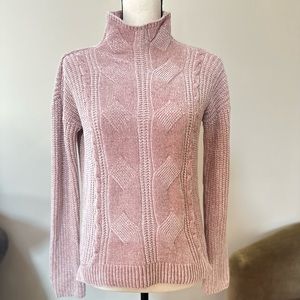 Light pink/mauve turtleneck sweater